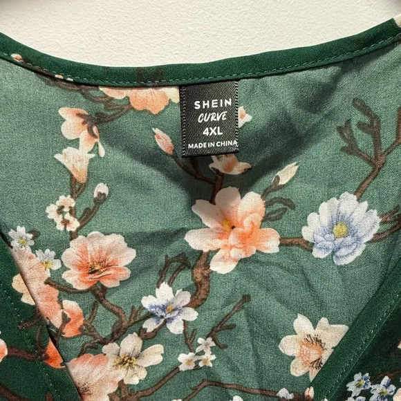 Floral Green Wrap Dress - Picture 3 of 3